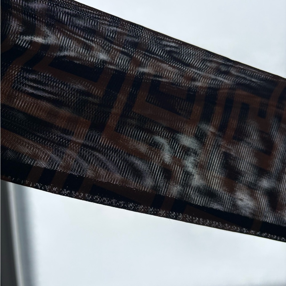 Geometric Print Mesh Top - Picture 5 of 6